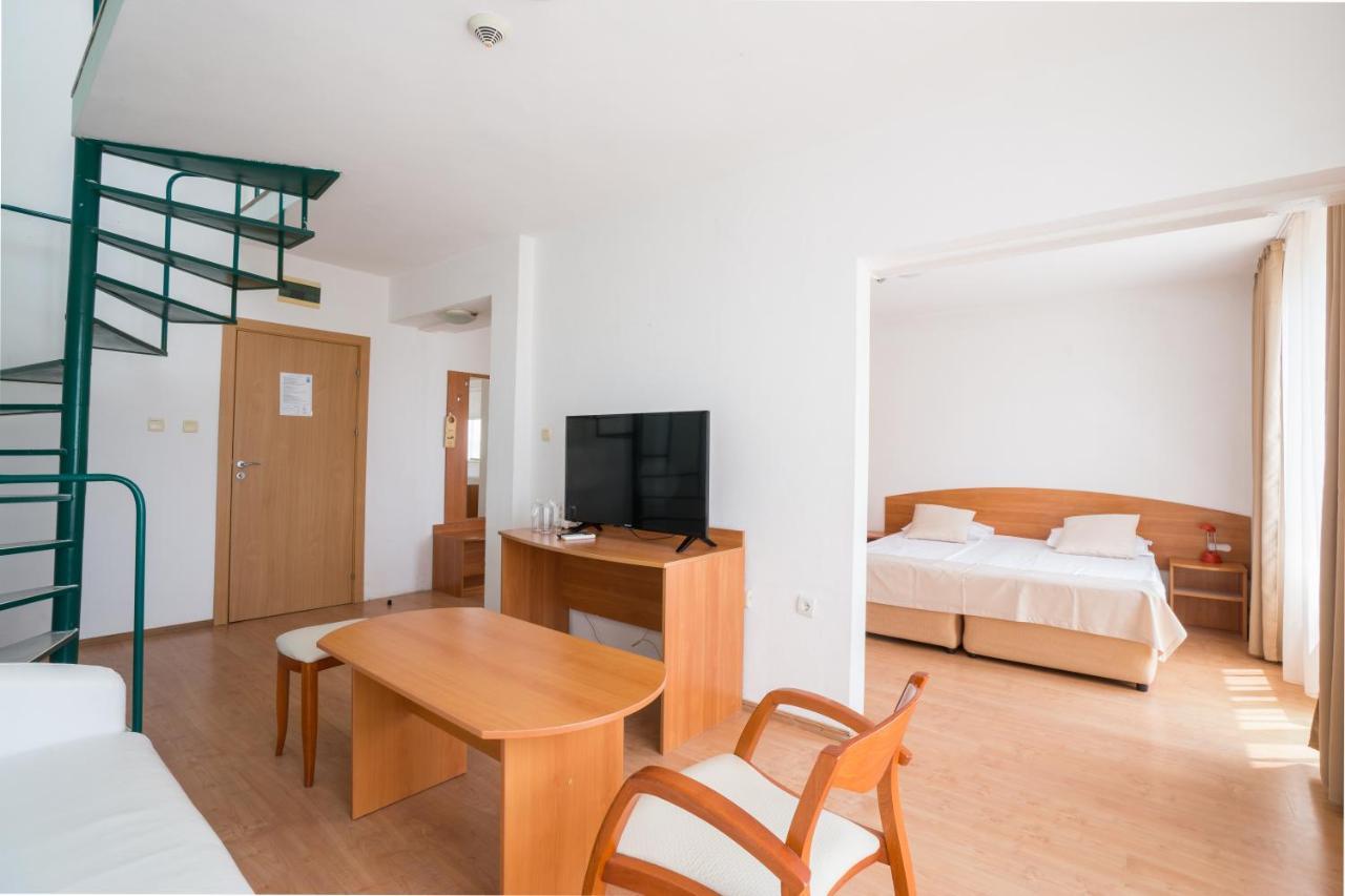 Perla Plaza Hotel Приморско Экстерьер фото