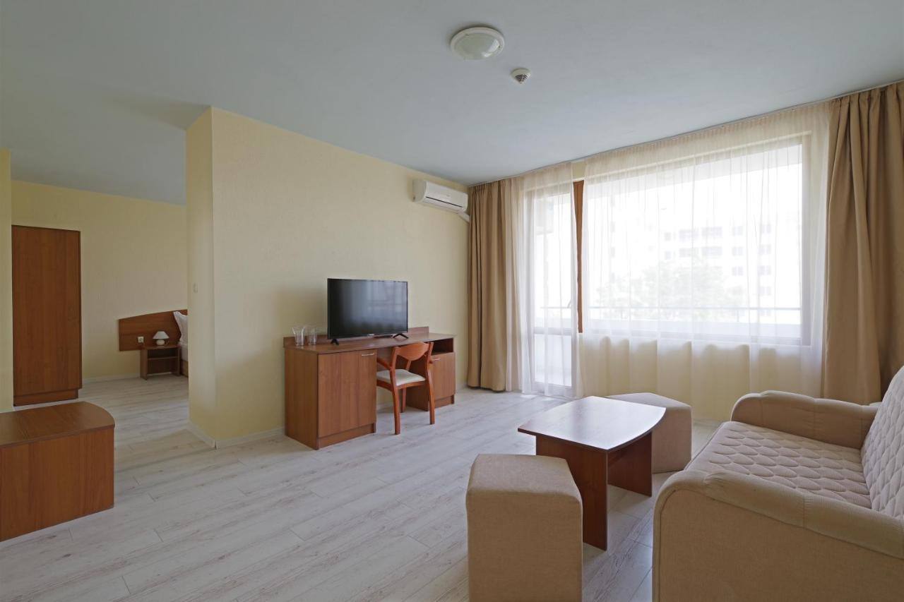 Perla Plaza Hotel Приморско Экстерьер фото